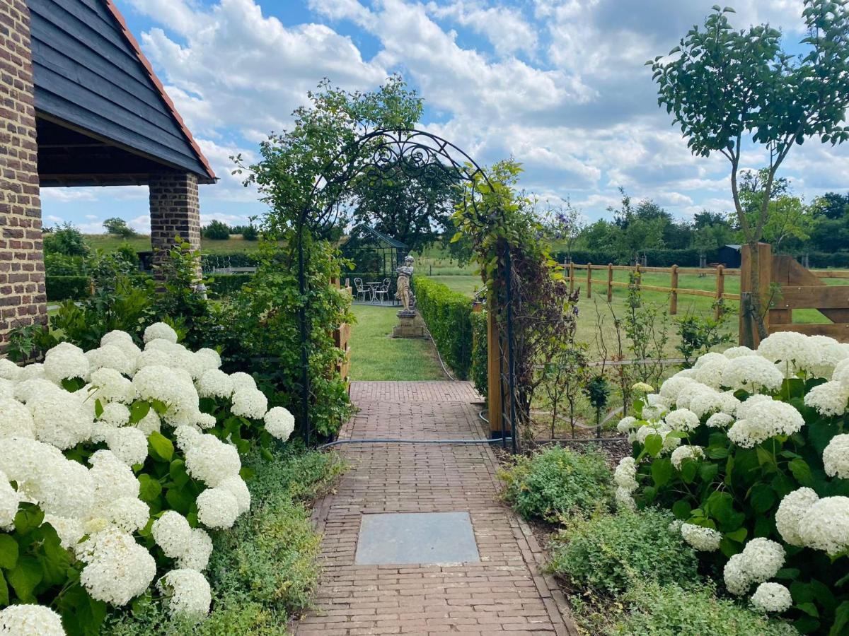 B&B Aasterbergerhoeve 埃赫特 外观 照片